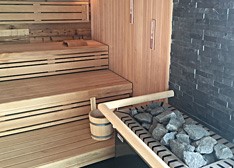 Finsk sauna i den nye wellness afdeling. finsk sauna